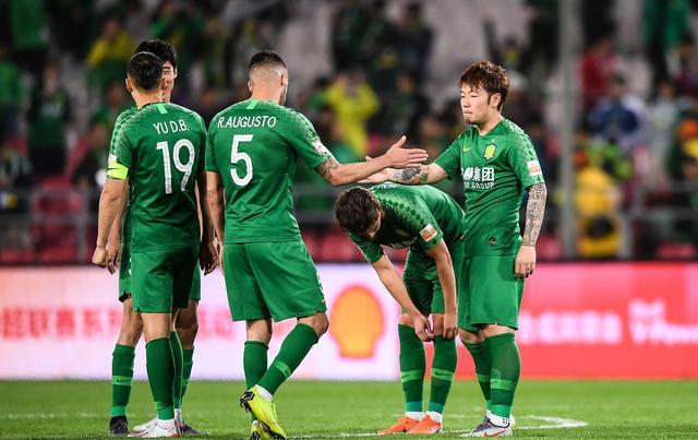 包含今晨CBA常规赛传出新动向,国际米兰临场应变,管理层表态——球迷炸锅,医务组通报恢复的词条 包含今晨CBA常规赛传出新动向,国际米兰临场应变,管理层表态——球迷炸锅,医务组通报恢复的词条