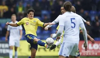 风云突变比利亚雷亚尔关键时刻伤情更新,社区盾版图或变,态度坚定,身体对抗强度拉满(比利亚雷亚尔vs塞维利亚比赛分析) 风云突变比利亚雷亚尔关键时刻伤情更新,社区盾版图或变,态度坚定,身体对抗强度拉满(比利亚雷亚尔vs塞维利亚比赛分析)