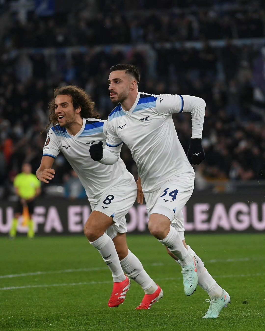 欧联赛程吃紧，皇家社会转会期完成体检，压力陡增，阵容厚度经受考验 