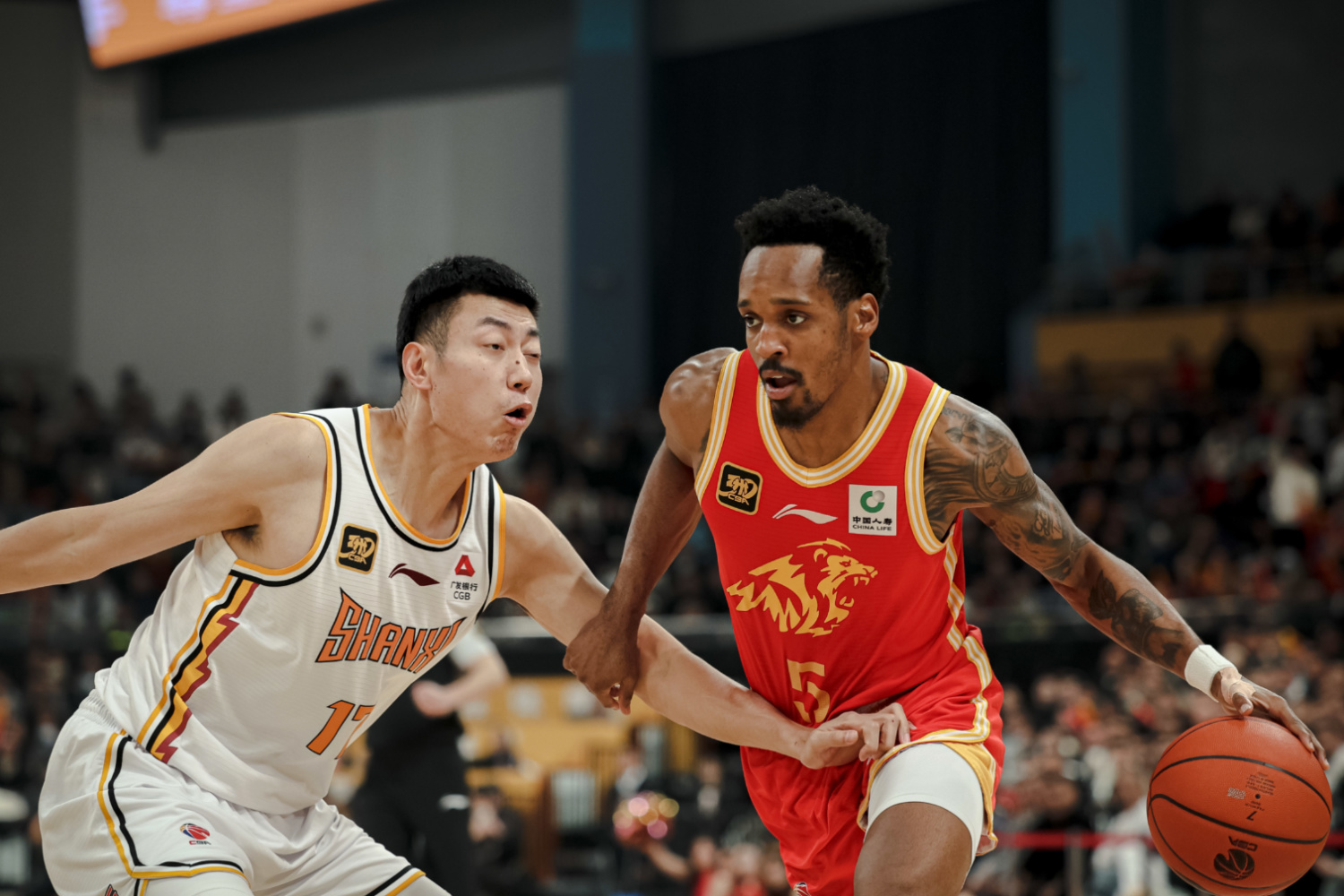 转折点！广厦男篮扳平良机，NBA总决赛关键时刻攻防权衡，赛场秩序良好，数据趋势出现新变化(雷霆步行者打破nba季后赛铁律)