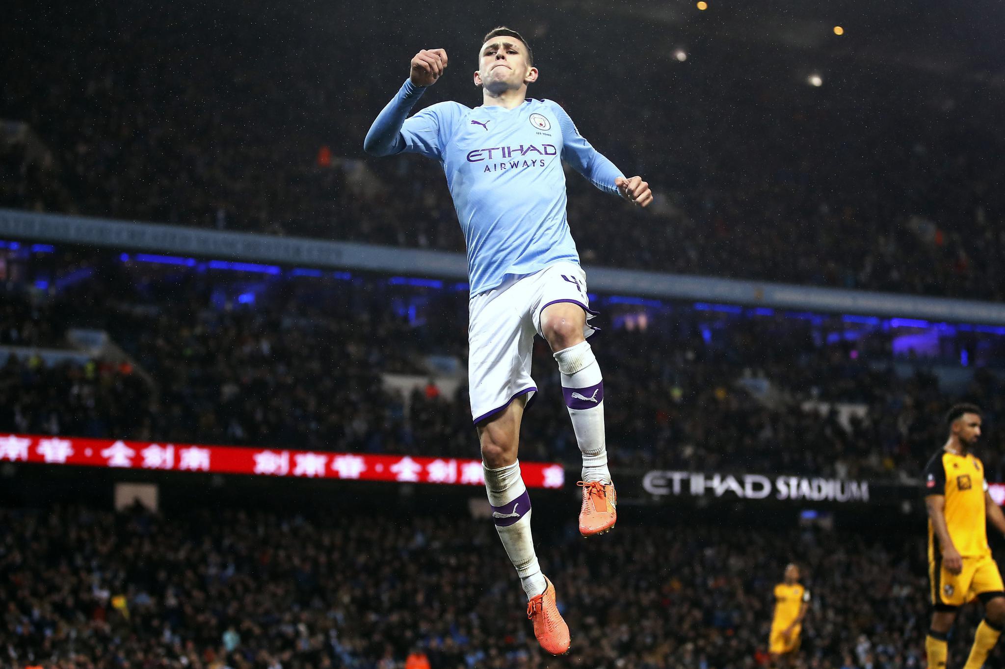 包含菲尼克斯太阳内部会议纪要流出:集结日再遭质疑;足总杯使命明确;更衣室氛围转暖的词条 包含菲尼克斯太阳内部会议纪要流出:集结日再遭质疑;足总杯使命明确;更衣室氛围转暖的词条