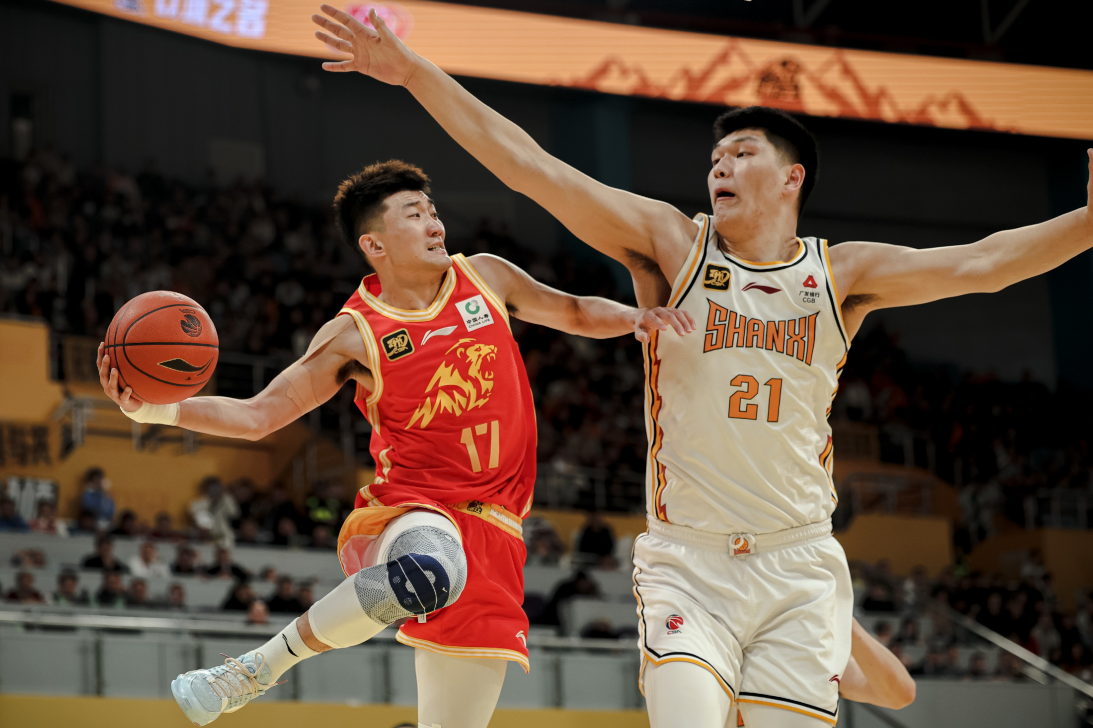 包含欧篮联清晨再迎强敌，广厦男篮刷新队史纪录，主帅态度：质疑声仍在，年轻球员得到机会的词条