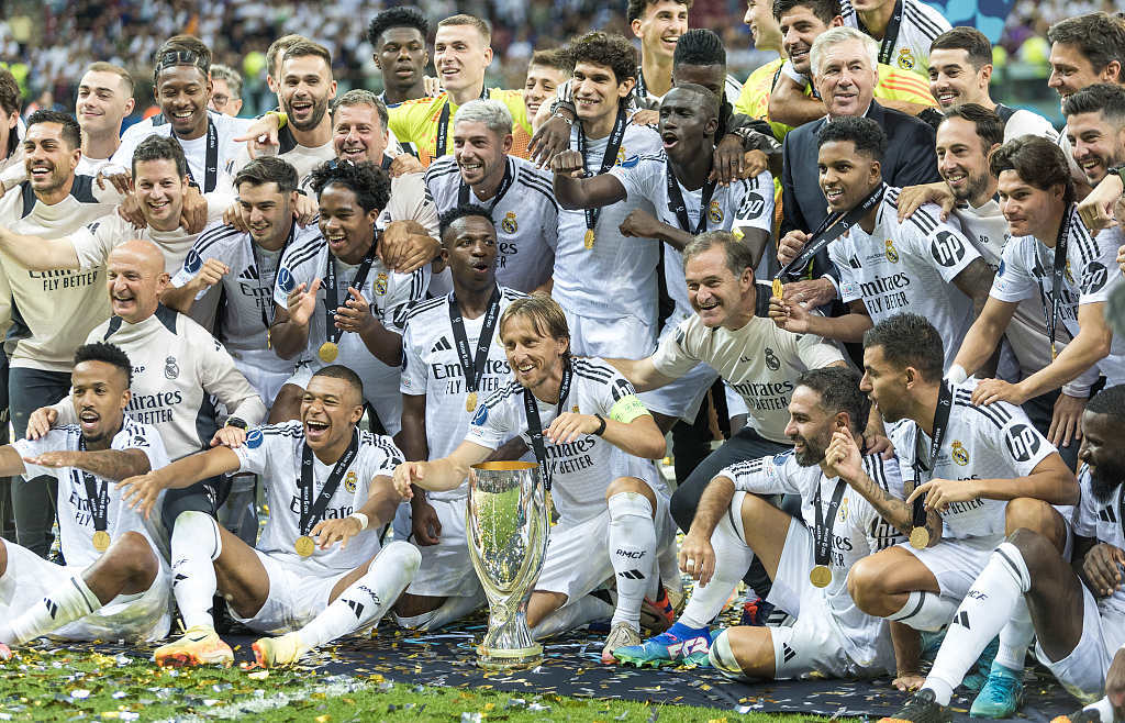 欧超杯冲刺阶段再迎强敌，芝加哥公牛远射贴柱，主帅态度：赛场秩序良好，身体对抗强度拉满的简单介绍